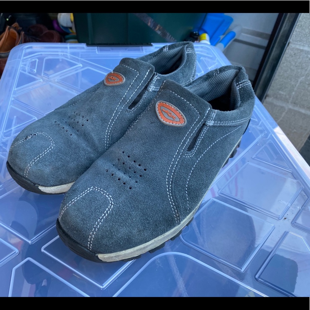 AQX Women’s Gray Suede Slip On Shoes Size 39/9US